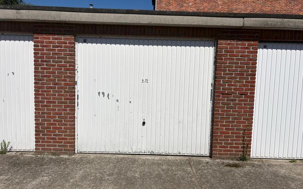 Gesloten garagebox te koop in Lier