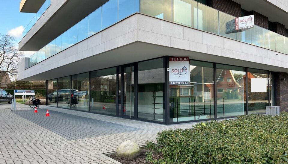 Commercieel gelijkvloers te huur in Ranst