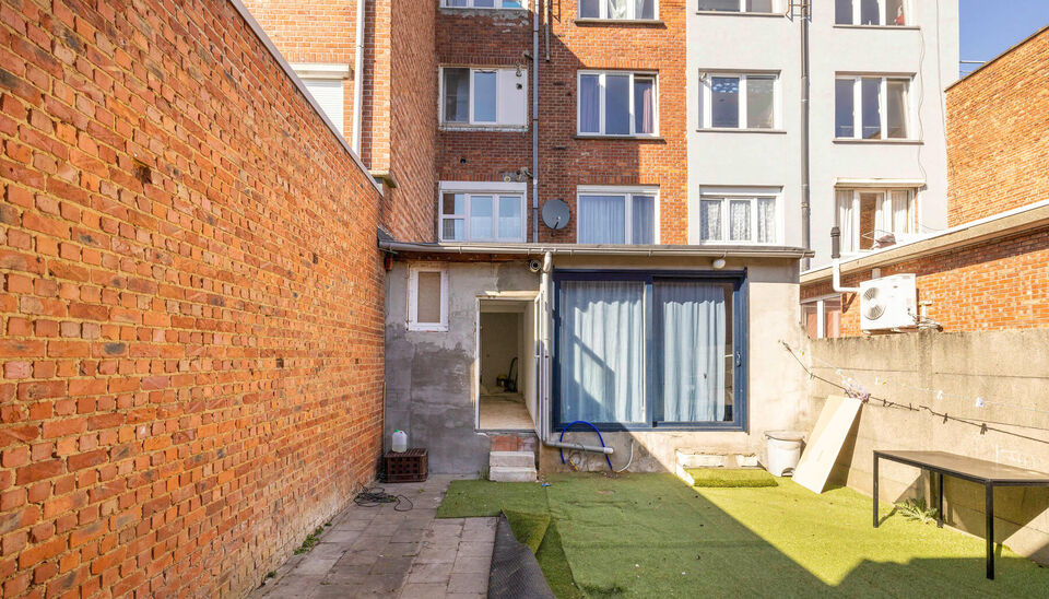Gebouw voor gemengd gebruik te koop in Antwerpen Deurne
