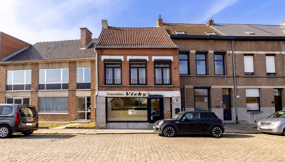 Gebouw voor gemengd gebruik te koop in Lier