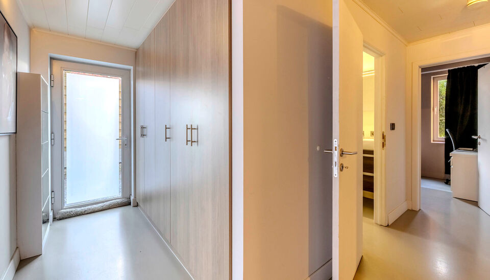 Gelijkvloerse verdieping te koop in Emblem