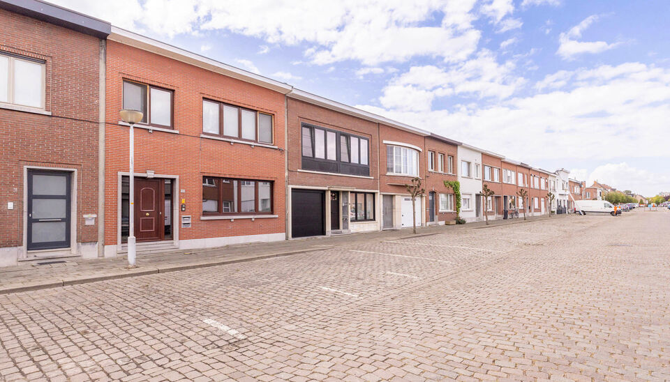 Gelijkvloerse verdieping te koop in Lier