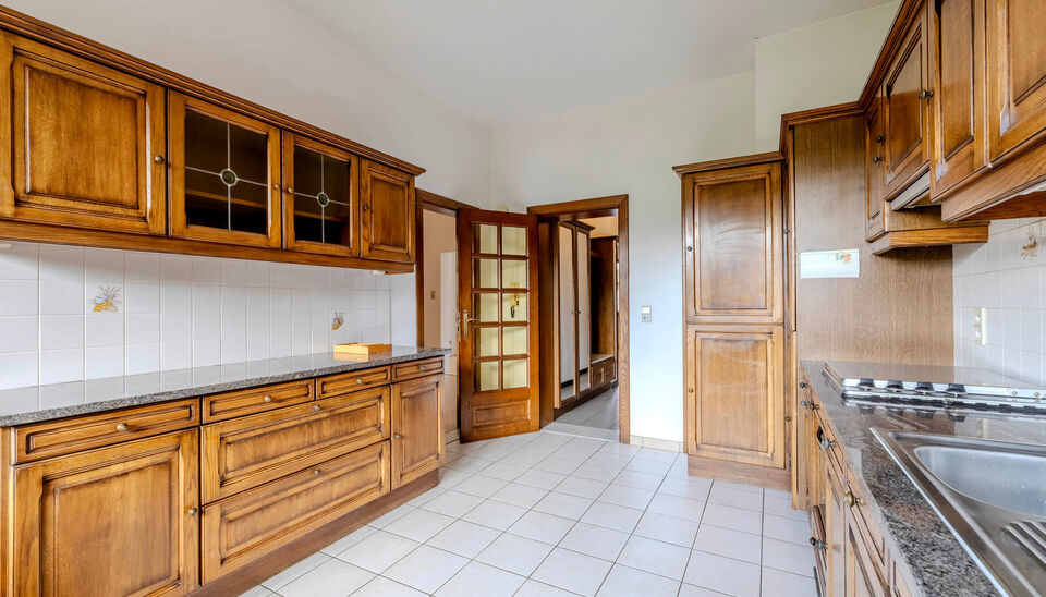 Gelijkvloerse verdieping te koop in Lier