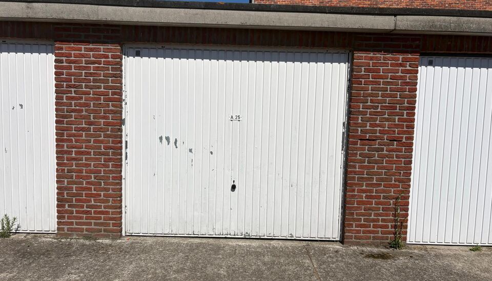 Gesloten garagebox te koop in Lier
